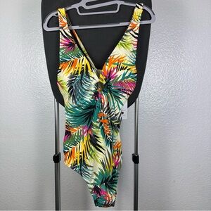 Shade & Shore Women’s Tropical Leaf Print Swimsuit Size M